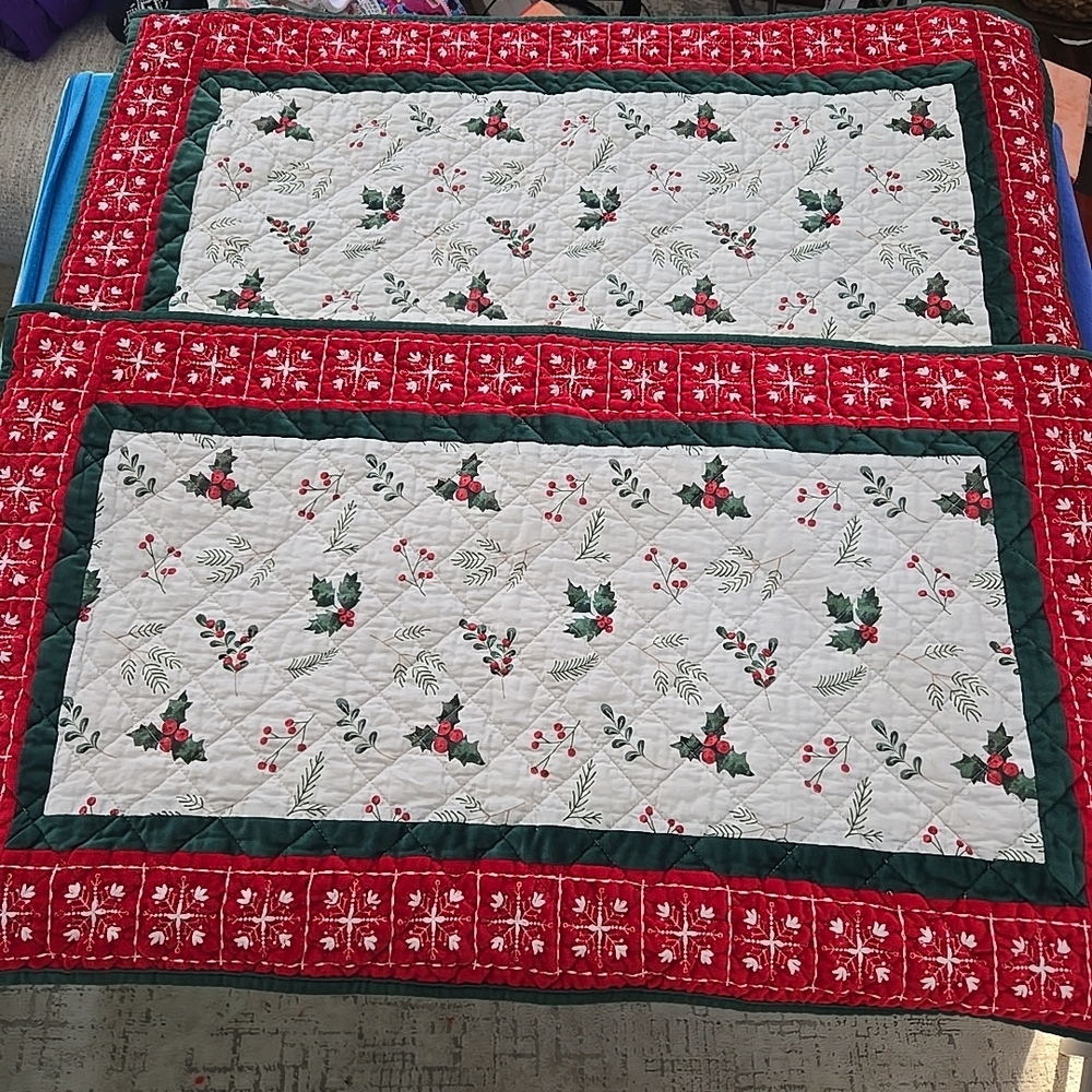St. Nicholas Square Red and Green Plaid Sham